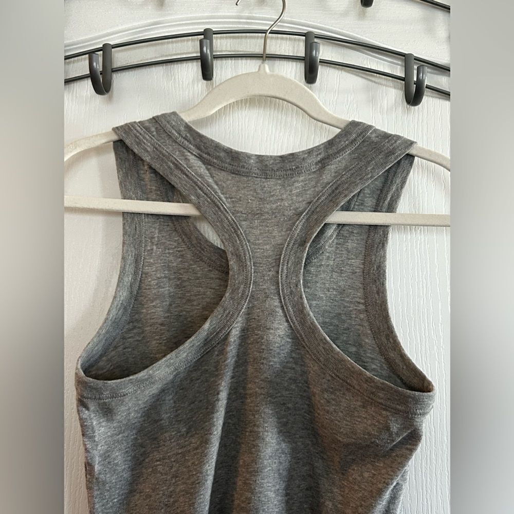 Fabletics Gray Workout Athletic Racerback Tank To… - image 5